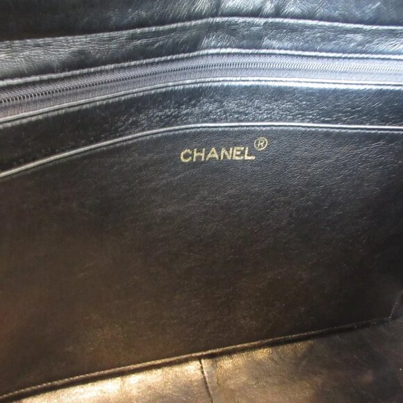 Authentic 1990s Chanel Backpack Black Lambskin Leather Quilted Vintage - Picture 11 of 16